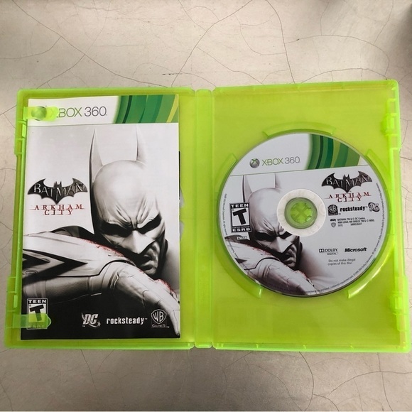 Xbox 360 Batman Arkham City Game - Picture 3 of 4